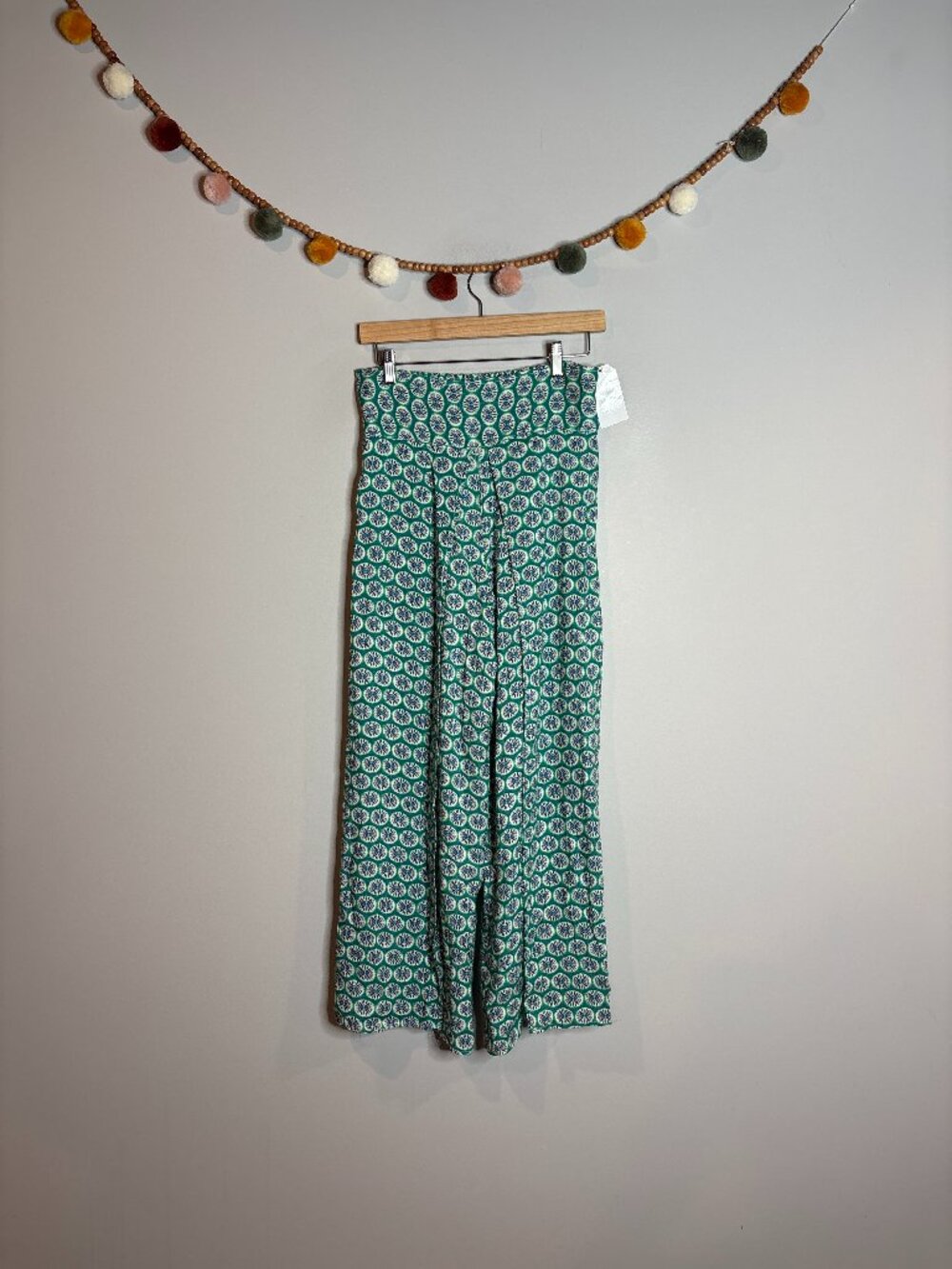 NWT patterned boho palazzo wide leg pants